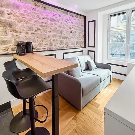 Studio Moderne A 5 Min A Pied Du Chateau Fontainebleau Exterior photo